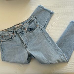 Levi’s Wedgie straight